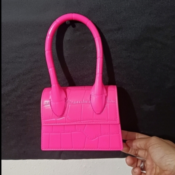 Women Hot pink neon mini purse bag - Picture 11 of 11